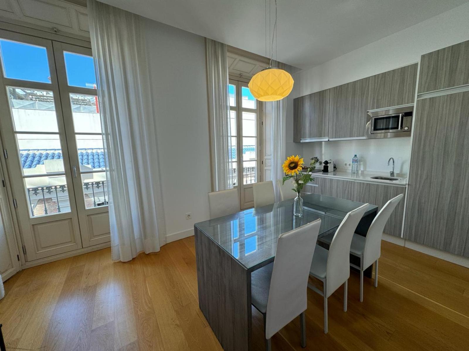 Echegaray Premium Cathedral 2 Apartment มาลากา ภายนอก รูปภาพ
